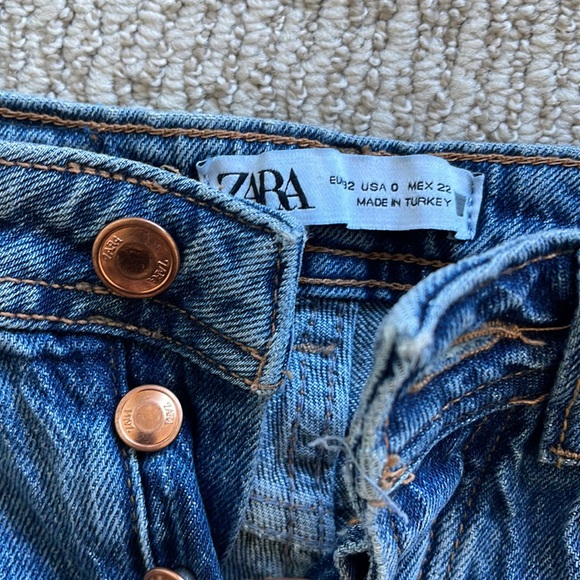 ZARA Straight Leg Slit Jeans - Picture 3 of 3